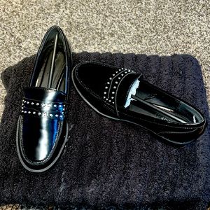 ‼️SOLD‼️ Black Studded Loafers 👞